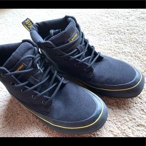 dr martens eason canvas